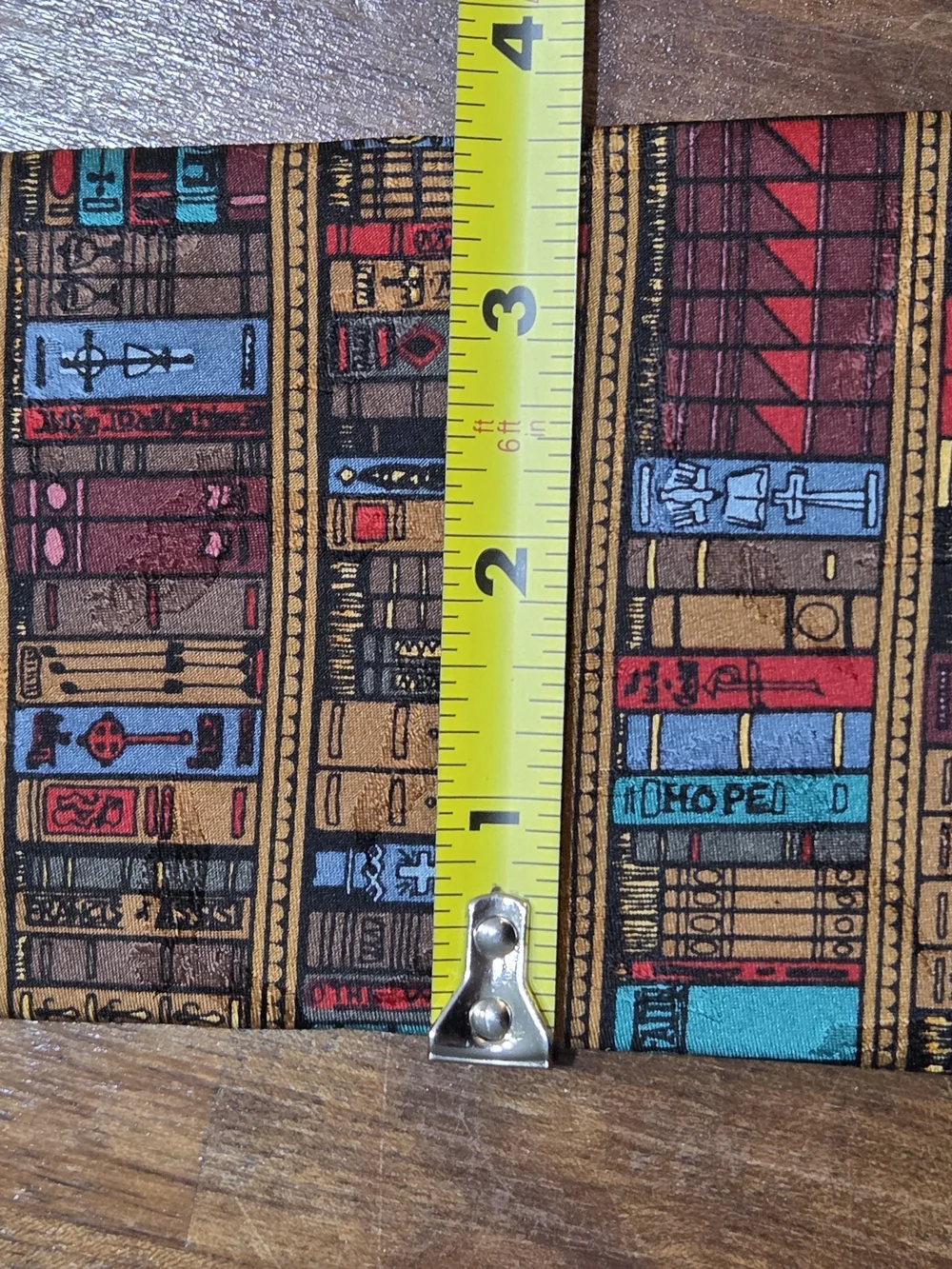 Eagles Wings Pastor's Bookshelf Silk Tie Brown & Blue Like New
